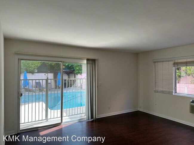 Foto del edificio - 1 br, 1 bath Apartment - 10394 Rochester A...