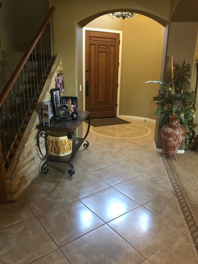 Foto del edificio - 2652 N 143rd Dr