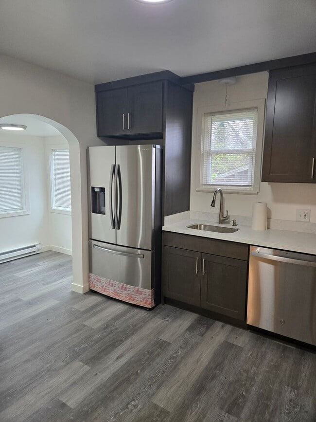 Building Photo - STATUS: AVAILABLE |R24S| $1625