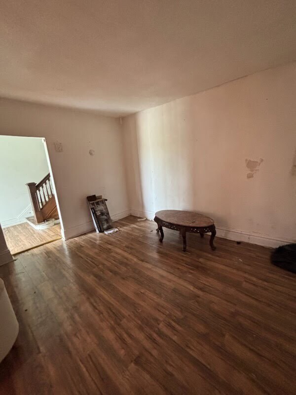 Foto del edificio - 6337 Chatham Ave