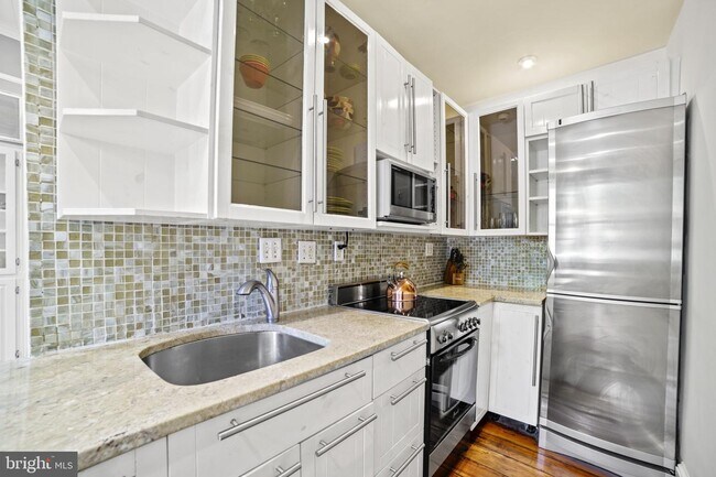 Foto del edificio - 1016 Prince St