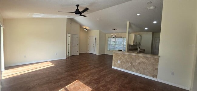 Building Photo - 36115 Michigan Dr