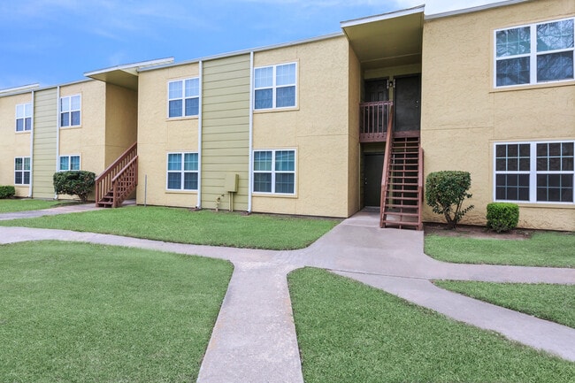 Building Photo - shadow Bay Apartments