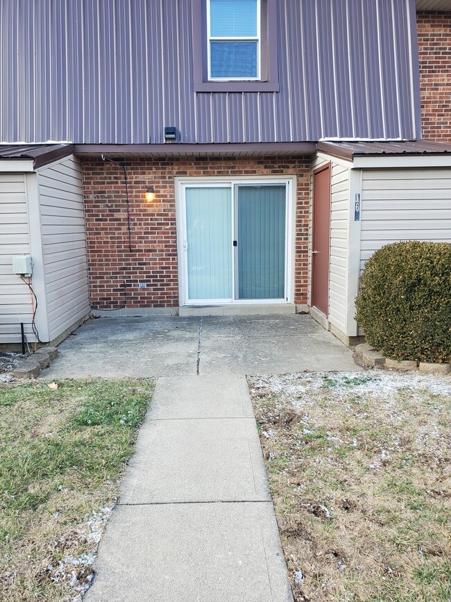 Building Photo - 168 Chris Drive