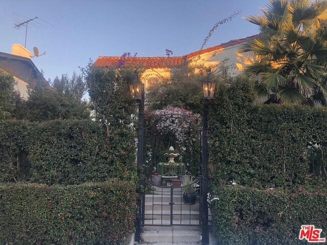 Foto del edificio - 1362 Masselin Ave