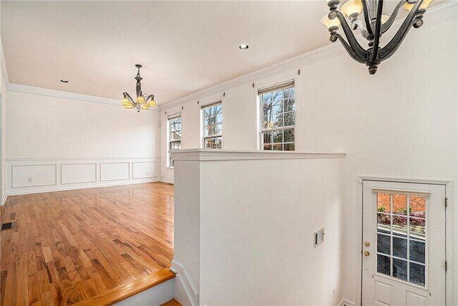 Building Photo - 1641 Emory Pl Dr NE