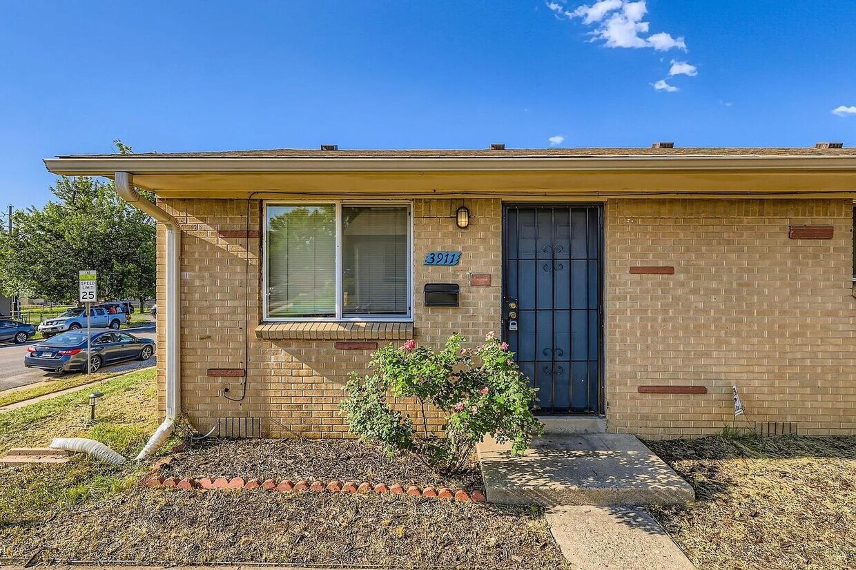 Charming 2BR Townhome in Sunnyside Denver - Charming 2BR Townhome in Sunnyside Denver