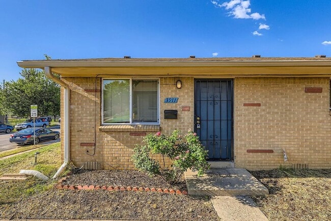 Charming 2BR Townhome in Sunnyside Denver - Charming 2BR Townhome in Sunnyside Denver
