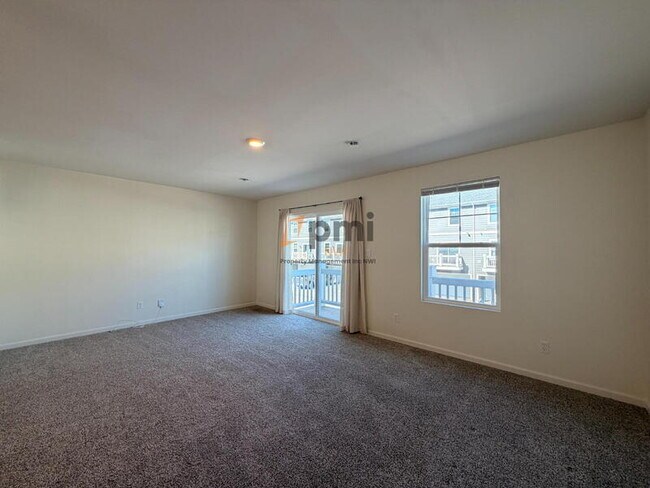 Foto del edificio - 8726 Orchid Dr