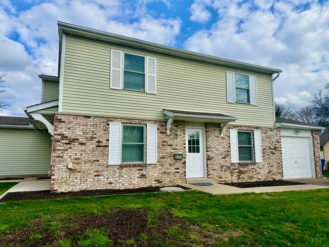 Building Photo - 6274 Sweetwater Ct