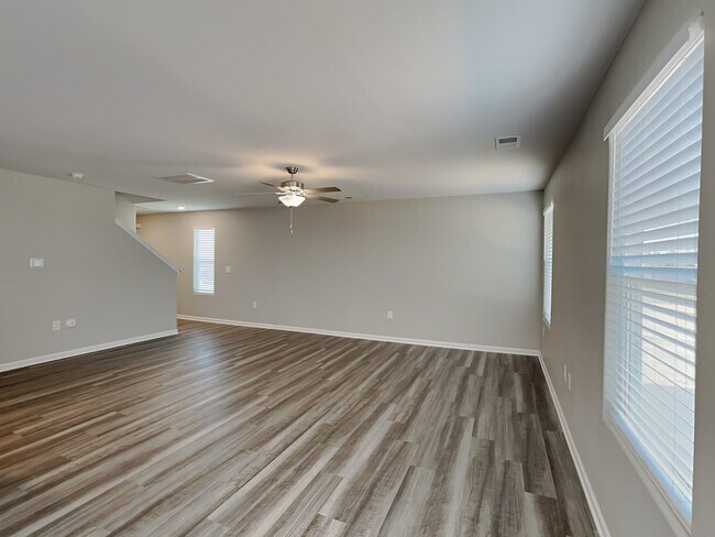 Building Photo - 334 Caffee Dr