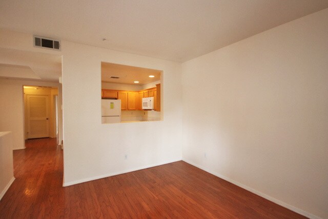 Building Photo - 174 N Madison Ave