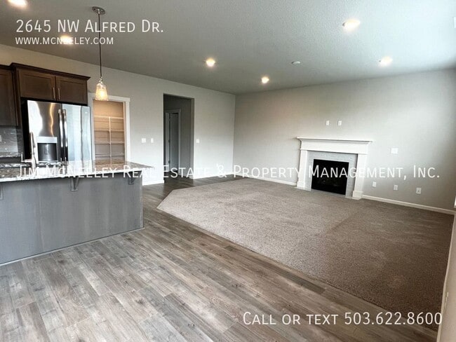 Foto del edificio - 2645 Alfred Dr