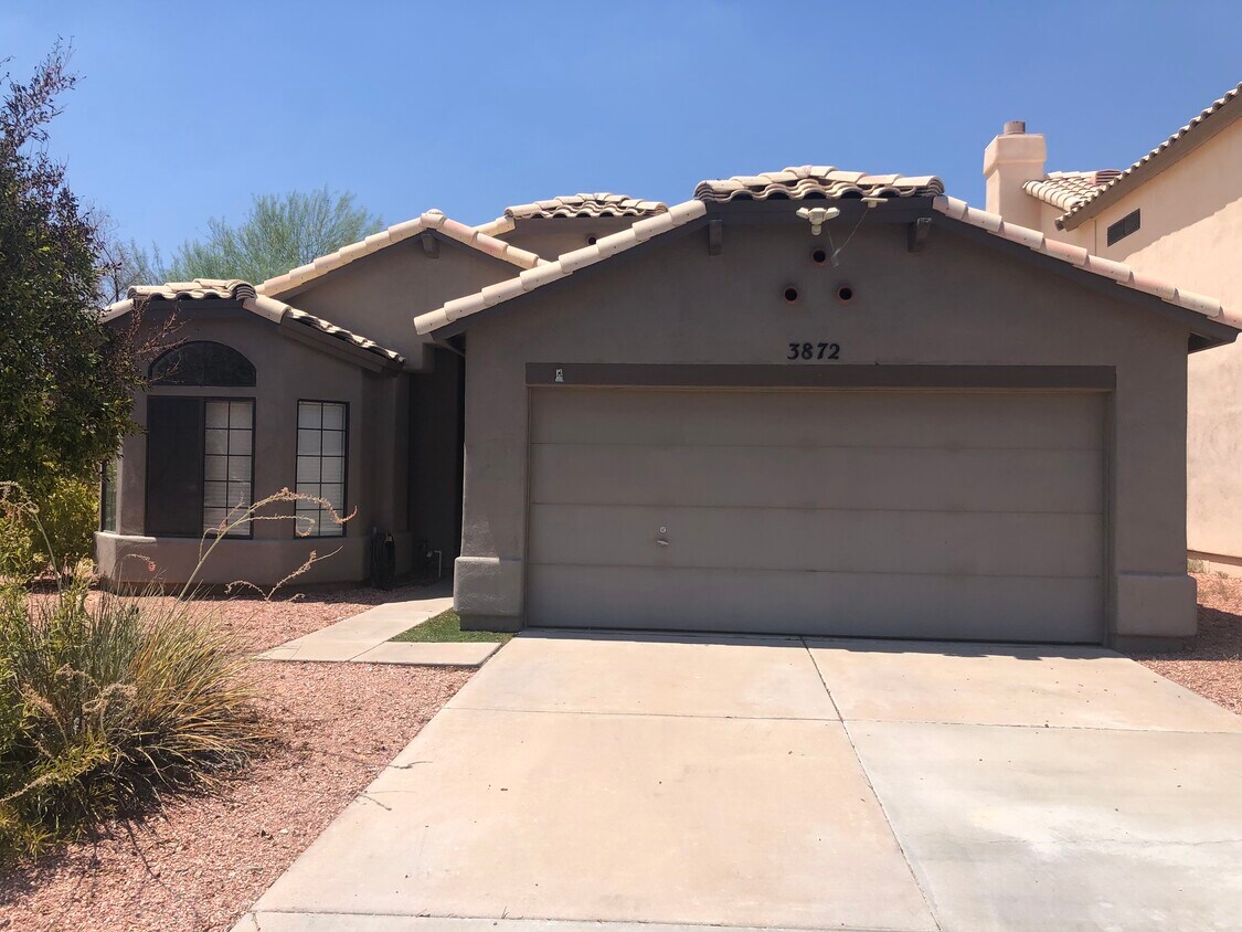 Foto principal - 3872 E Mountain Sky Ave