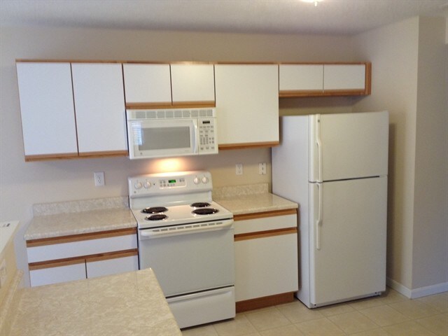 Foto del edificio - 1023 Canterbury Ln