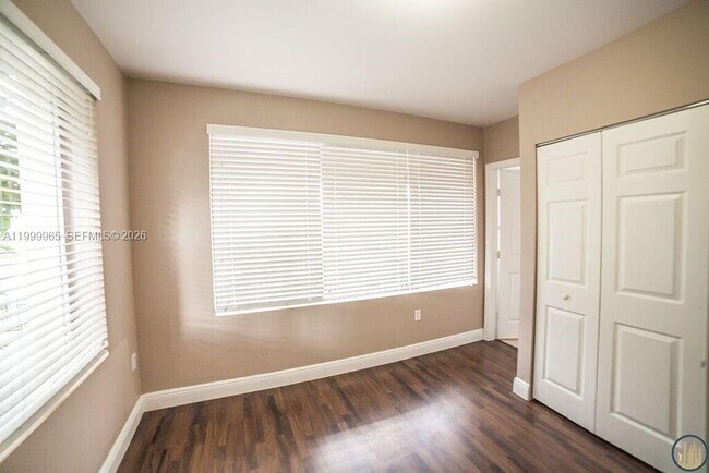 Foto del edificio - 1752 NW 1st St