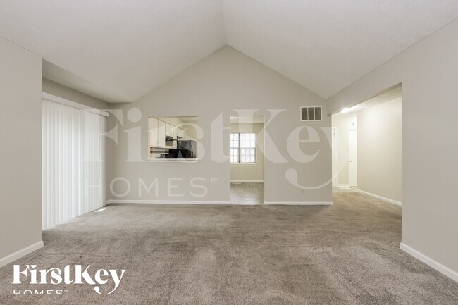 Building Photo - 4496 Braemar Dr