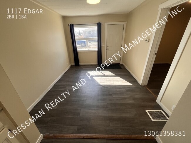 Building Photo - 2 Bedroom 1 Bathroom Full House in East View