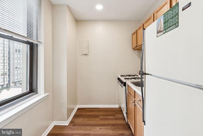 Foto del edificio - 135 S 19th St