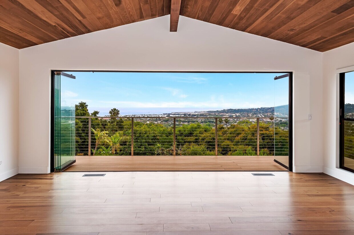 Primary Photo - Exquisite Riviera Retreat w/ Ocean View - ...