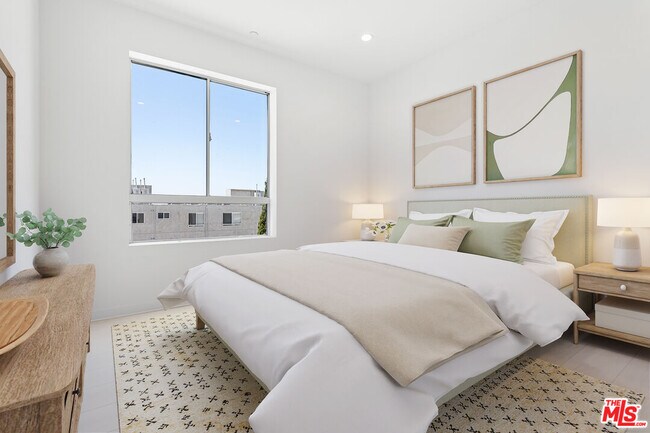 Foto del edificio - 11727 Kiowa Ave