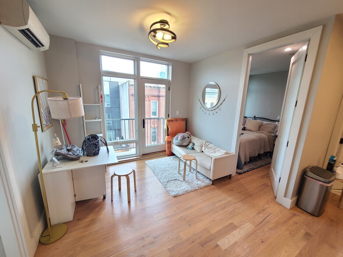 Foto principal - 17 Jefferson St