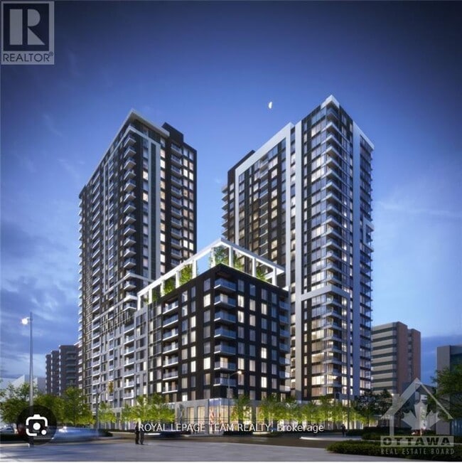 Building Photo - 340 Queen St