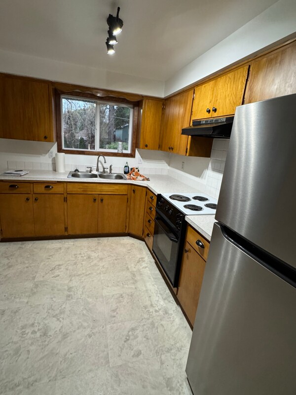 Primary Photo - 4120 E Congress Ave