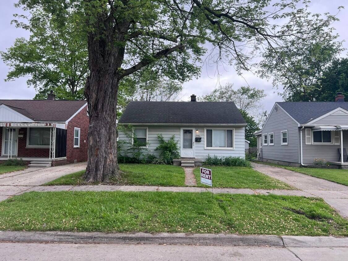 Foto principal - 6662 Campbell St