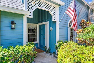Building Photo - 1528 Ocean Dunes Cir