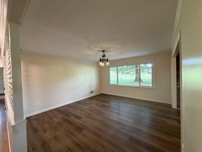 Foto del edificio - 1130 Turnersburg Hwy