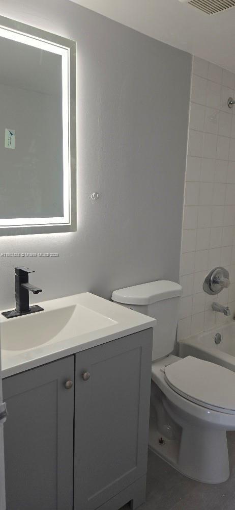 Foto del edificio - 8145 NW 7th St