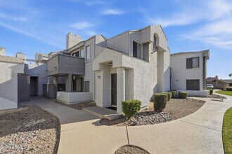 Building Photo - 9209 N 59th Ave