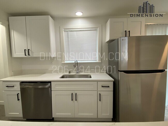 Foto del edificio - Charming 3-bedroom, 1-bathroom house in Fe...
