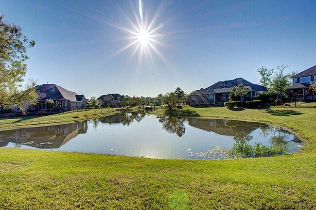 Foto del edificio - 10 Cayuga Pond Ct