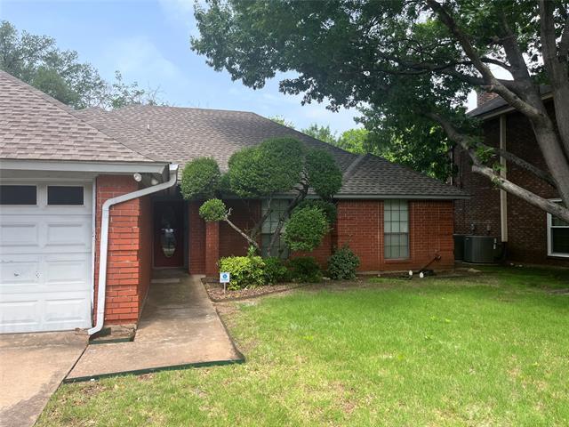 Building Photo - 7640 Grassland Dr