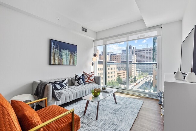 Photo - Gerrard West Apartments