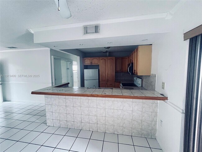 Foto del edificio - 2925 W 80th St