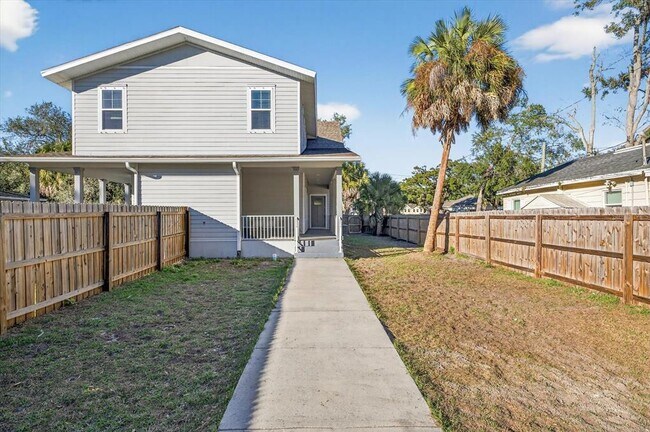 Building Photo - 115 E Broad St