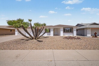 Building Photo - 12714 W Crystal Lake Dr