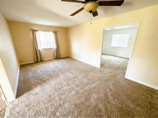 Building Photo - Spacious 3-Bedroom Home with Large Backyard in Fairfield