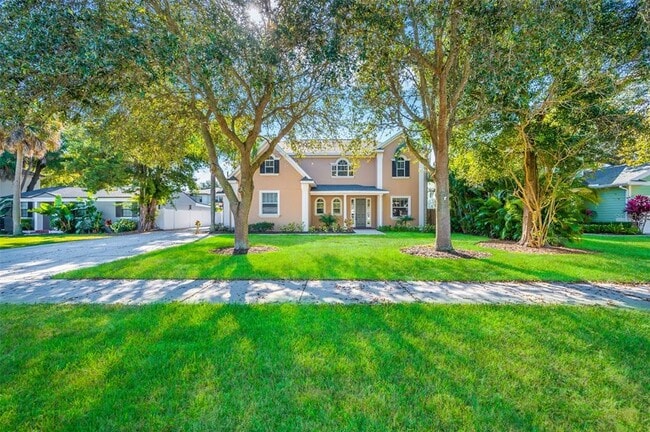 Building Photo - 4010 W Swann Ave