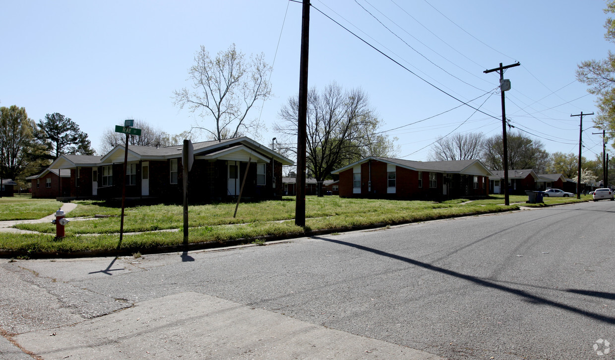 Building Photo - Belleview Apartments