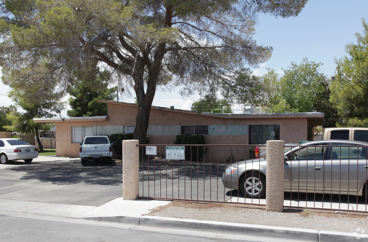 Primary Photo - 3285-3291 Covey Ln