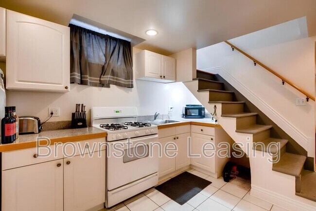 Foto del edificio - 1035 N Marion St