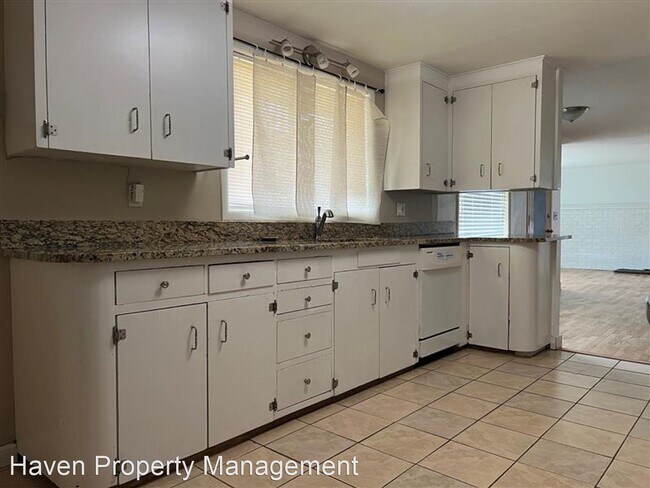 Foto del edificio - 2 br, 1.5 bath House - 802 24th Street NE