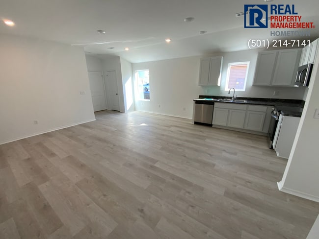 Foto del edificio - 10808 Mason Dr