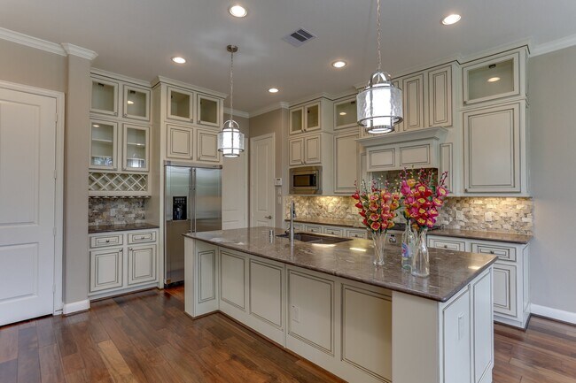 Foto del edificio - 3 Herons Flight Pl