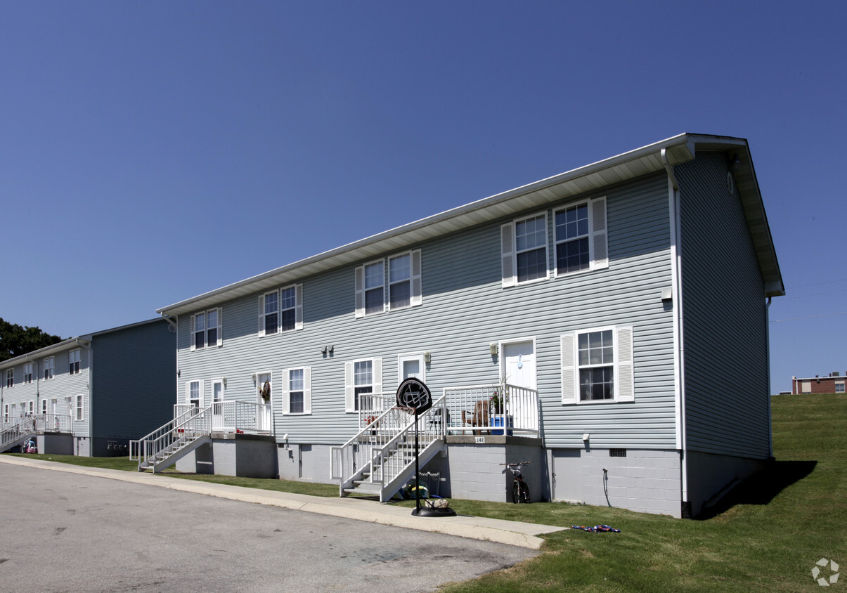 Primary Photo - 120-142 Monroe Ave