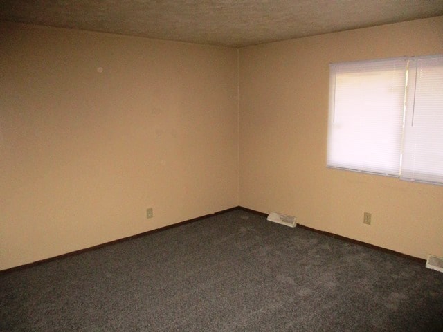 Building Photo - 1004 Charlotte Dr